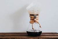 Pour over coffee maker. Visit <a href="https://kaboompics.com/" target="_blank">Kaboompics</a> for more free images.