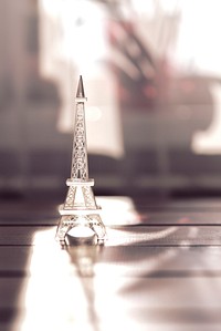 The Eiffel Tower in glass. Visit <a href="https://kaboompics.com/" target="_blank">Kaboompics</a> for more free images.