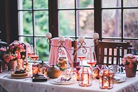 Dining table setting decorations. Visit Kaboompics for more free images.