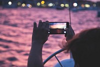 Using a smartphone to capture a moment