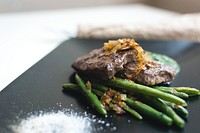 A fresh cook paleo steak closeup