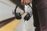 Free headphone image, public domain device CC0 photo.