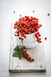 Free berry image, public domain fruit CC0 photo