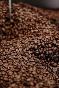 Roasted coffee beans background. Free public domain CC0 image