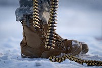 A paratrooper assigned to the 2nd Battalion, 377th Parachute Field Artillery Regiment, 4th Infantry Brigade Combat Team (Airborne), 25th Infantry Division, U.S. Army Alaska. Original public domain image from Flickr