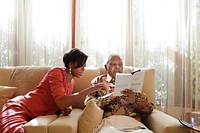 June 21, 2011. "Samantha Appleton, who has since left the White House, photographed the First Lady as she met with former President Nelson Mandela of South Africa at Mandela's home in Houghton, South Africa. (Official White House Photo by Samantha Appleton)