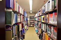 Engineering and Computer Science Library, University of Toronto. Free public domain CC0 photo.