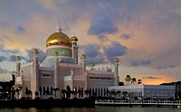 Brunei.Sultan Omar Ali Saifuddin Mosque