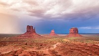 Cloudy Monument Valley desktop wallpaper, USA. Free public domain CC0 photo.