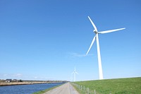 Three Vestas wind turbines in a row along the Jaagpad (name of road).