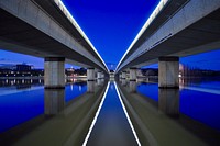 Commonwealth bridge towards parliament house. Free public domain CC0 photo.