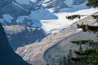 Jackson Glacier Overlook. Original public domain image from Flickr