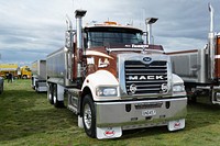 2012 MACK TRIDENT.The Mack Trident is a familiar sight on New Zealand highways and with good reason: it&rsquo;s a versatile truck that can handle just about anything. Mack Trident is hugely popular in the demanding long-haul and heavy construction sectors. Original public domain image from Flickr