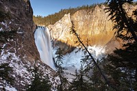 Lower Falls viewed from Uncle Tom's Trail. Original public domain image from Flickr