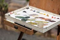 Aesthetic outdoor painting class. Free public domain CC0 photo.