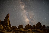 Since the early 1920’s, famous movie stars like Hopalong Cassidy, Gene Autry and the Lone Ranger have been shooting it out at Alabama Hills. Original public domain image from Flickr