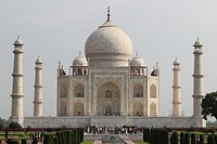 Taj Mahal scenery in India. Free public domain CC0 photo.