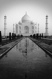 Beautiful Taj Mahal in India. Free public domain CC0 photo.