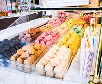 Macaron in store. Free public domain CC0 photo.