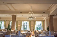 Luxury interior design of ballroom wedding venue. Free public domain CC0 image.