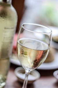 White wine. Free public domain CC0 photo.