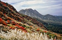 Autumn mountains in Japan. Free public domain CC0 photo.