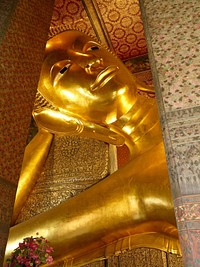 Golden Buddha statue. Free public domain CC0 image.