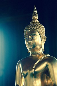 Peaceful Buddha statue background. Free public domain CC0 image.