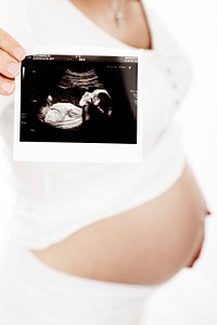 Pregnant woman and belly. Free public domain CC0 photo.