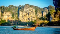 Longtail boat in Southern Thailand, holidays travel desination. Free public domain CC0 photo.