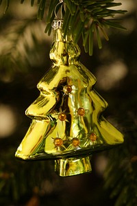 Closeup on ornament hanging on Christmas tree. Free public domain CC0 photo.