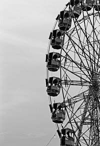 Ferris wheel. Free public domain CC0 image.