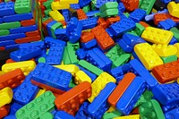 Building blocks game. Free public domain CC0 image.