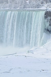 Niagara waterfall in Winter. Free public domain CC0 image.