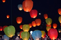 Beautiful colorful hot air balloons. Free public domain CC0 image