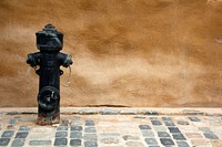 Fire hydrant, emergency water supply. Free public domain CC0 photo.