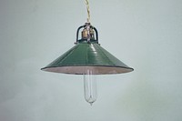 Closeup vintage light bulb. Free public domain CC0 photo.