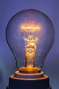 Closeup vintage light bulb. Free public domain CC0 photo.