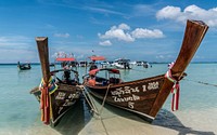 Longtail boat in Southern Thailand, holidays travel desination. Free public domain CC0 photo.