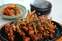 Spicy chicken feet. Free public domain CC0 image