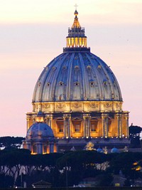 St peter's basilica dome church. Free public domain CC0 image.