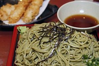 Cold soba noodles image. Free public domain CC0 photo.