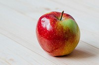 Free apple image, public domain fruit CC0 photo.