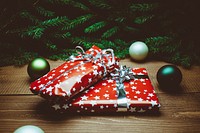 Free Christmas presents image, public domain CC0 photo.