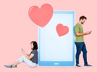 Couple texting loving message to each other
