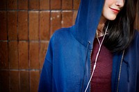 Young woman wearing a hoody