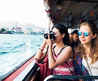 Girls Photography Traveling Trip Sightseeing Concept