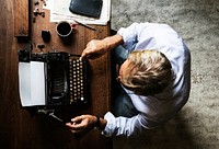 Vintage typewriter shoot 