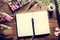 Design Space Empty Notebook Pages with Dried Flowers Decoration