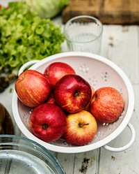 Closeup of red apples in bowl